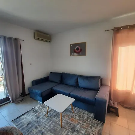 Tiza Apartament
