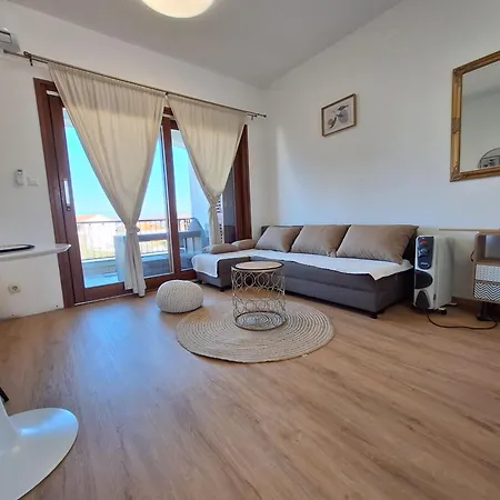 Apartament Tiza