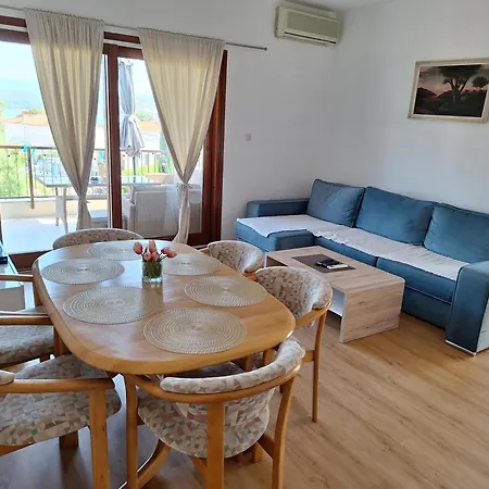 Tiza Lejlighed Vantacici