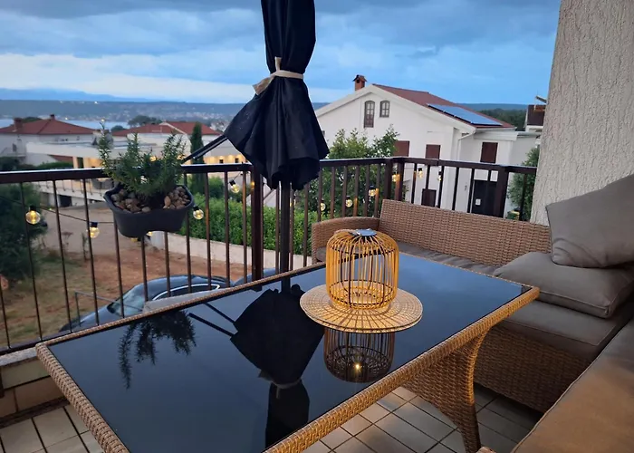 Tiza Apartment Vantacici